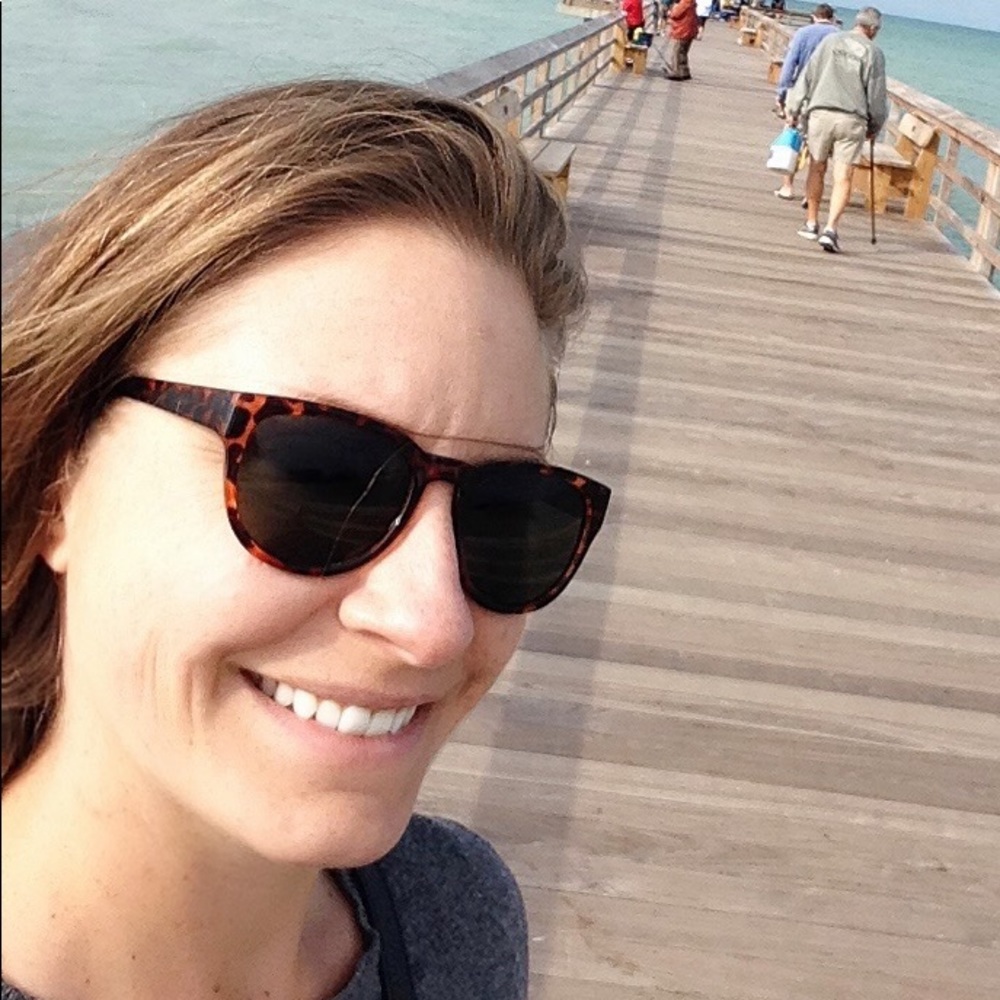 Meet your Posher, Carlie